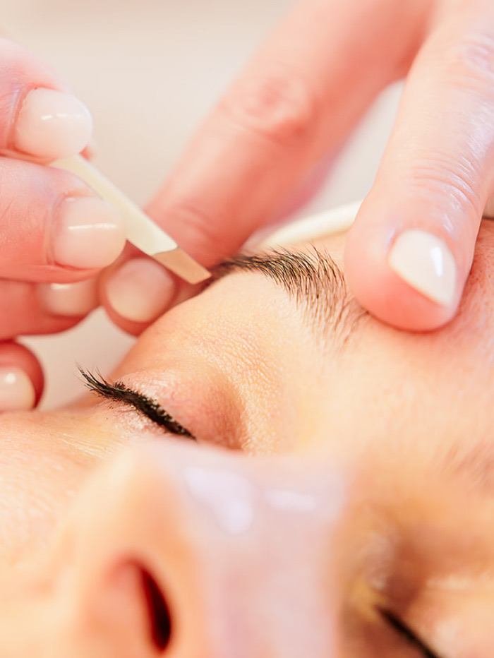 Manicurebehandeling bij Instituut Sandrina